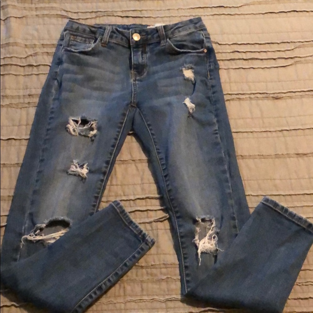 I & M skinny distressed